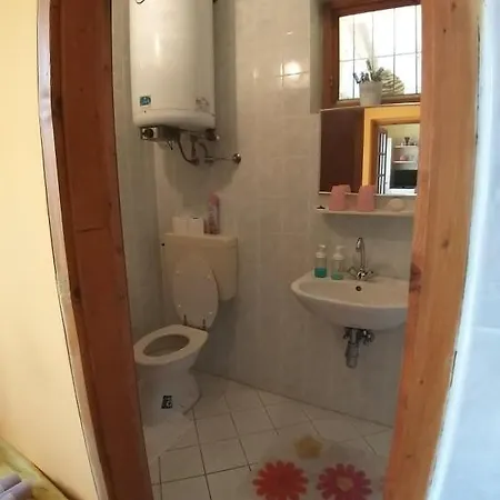 Bettina Apartman